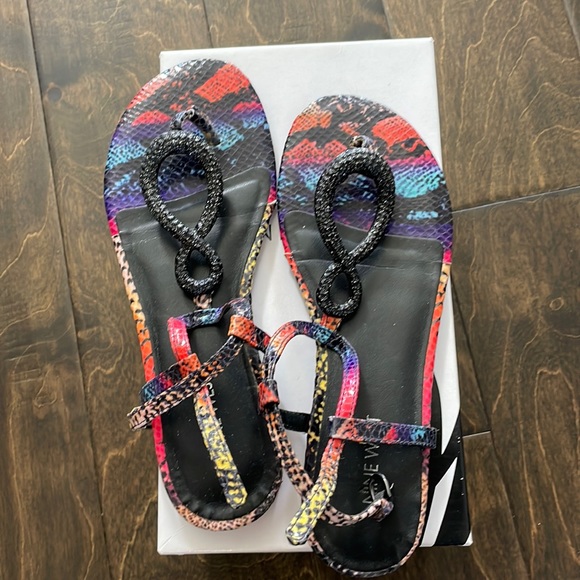 Nine West multicolored snakeskin design leather sandals - Picture 3 of 3